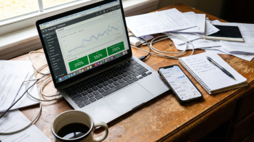 Ce înseamnă ROI în marketing digital: ghid complet pentru antreprenori